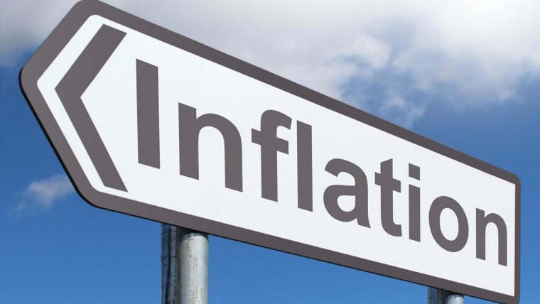 30 Factors Influencing Mortgage Interest Rates: An Expert Analysis